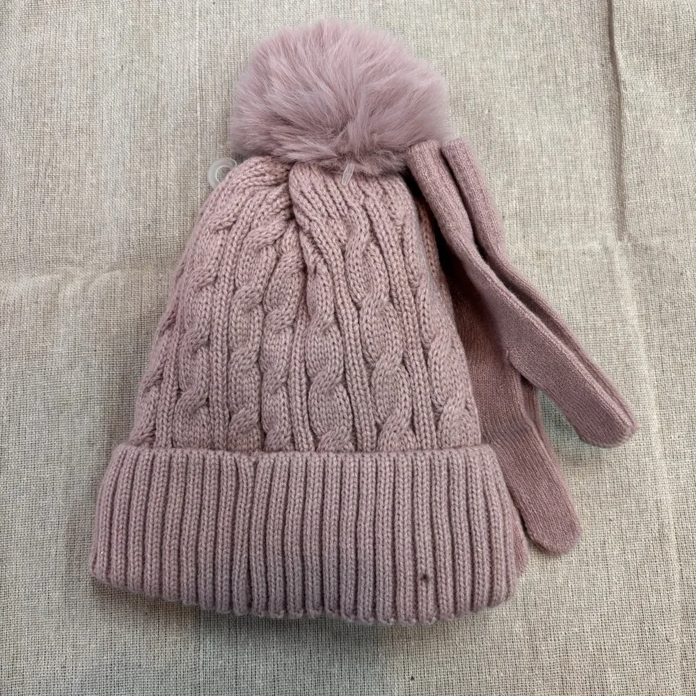 London Fog Women's Pink Cable-Knit Pom-Pom Beanie‎ Hat with gloves. One Size